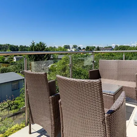 Brzezno Deluxe By Bookinghost Apartament Gdańsk